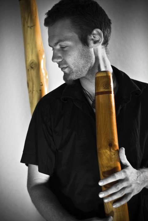 zalem delarbre- scène locale grenoble - didgeridoo - beatbox - musicngre - music'n'gre - portrait de l'artiste Zalem